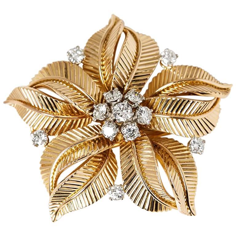 Cartier 18 Karat Yellow Gold 1.09 Carat Diamond Flower Vintage Brooch