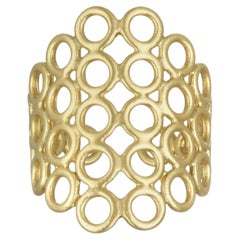 Faye Kim Women's 18k Gold Mesh Ring, Contemporary Design, Size 7