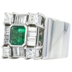 Magnificent Emerald and Diamond Cocktail Ring