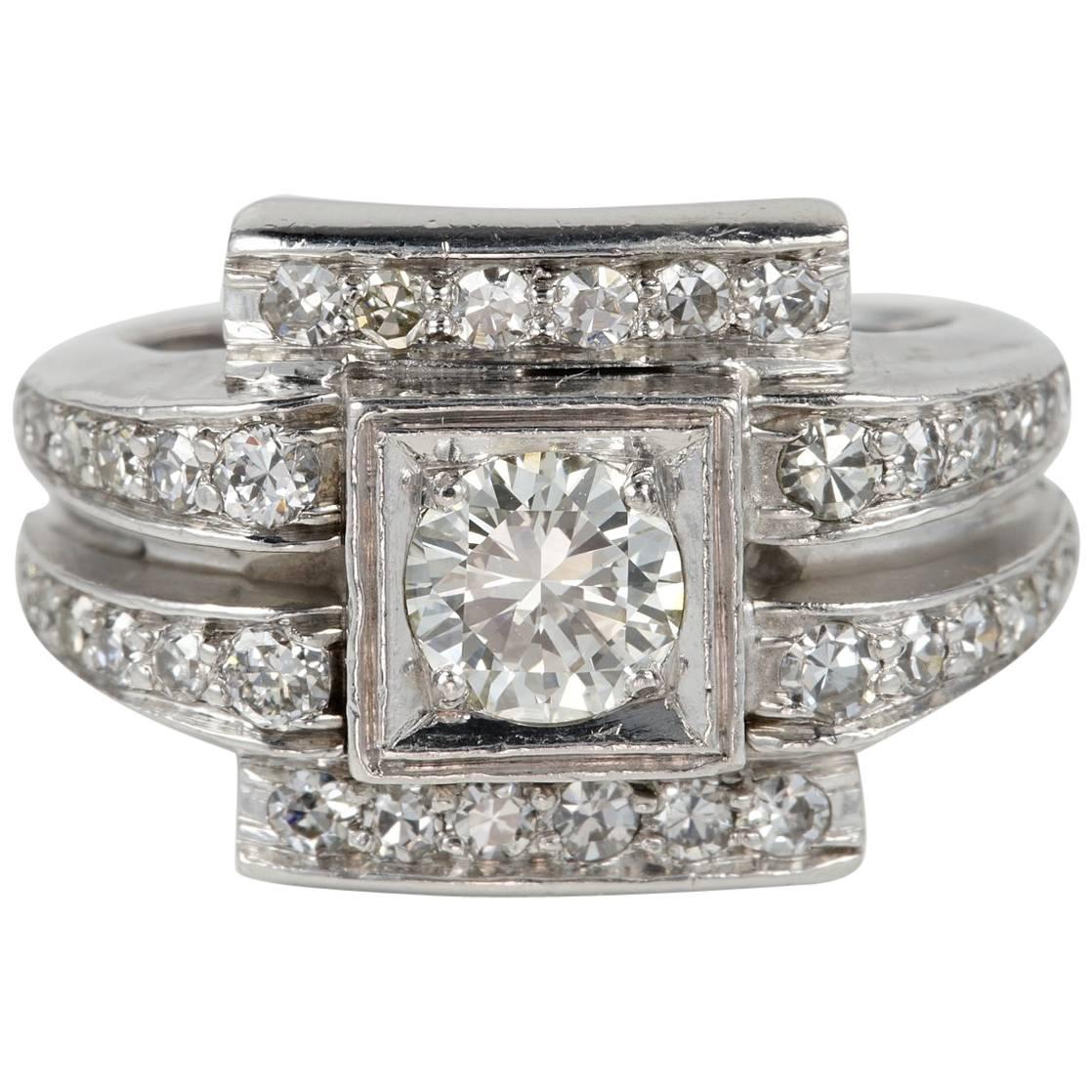 Art Deco 1.66 Carat G VVS Diamond Platinum Ring For Sale
