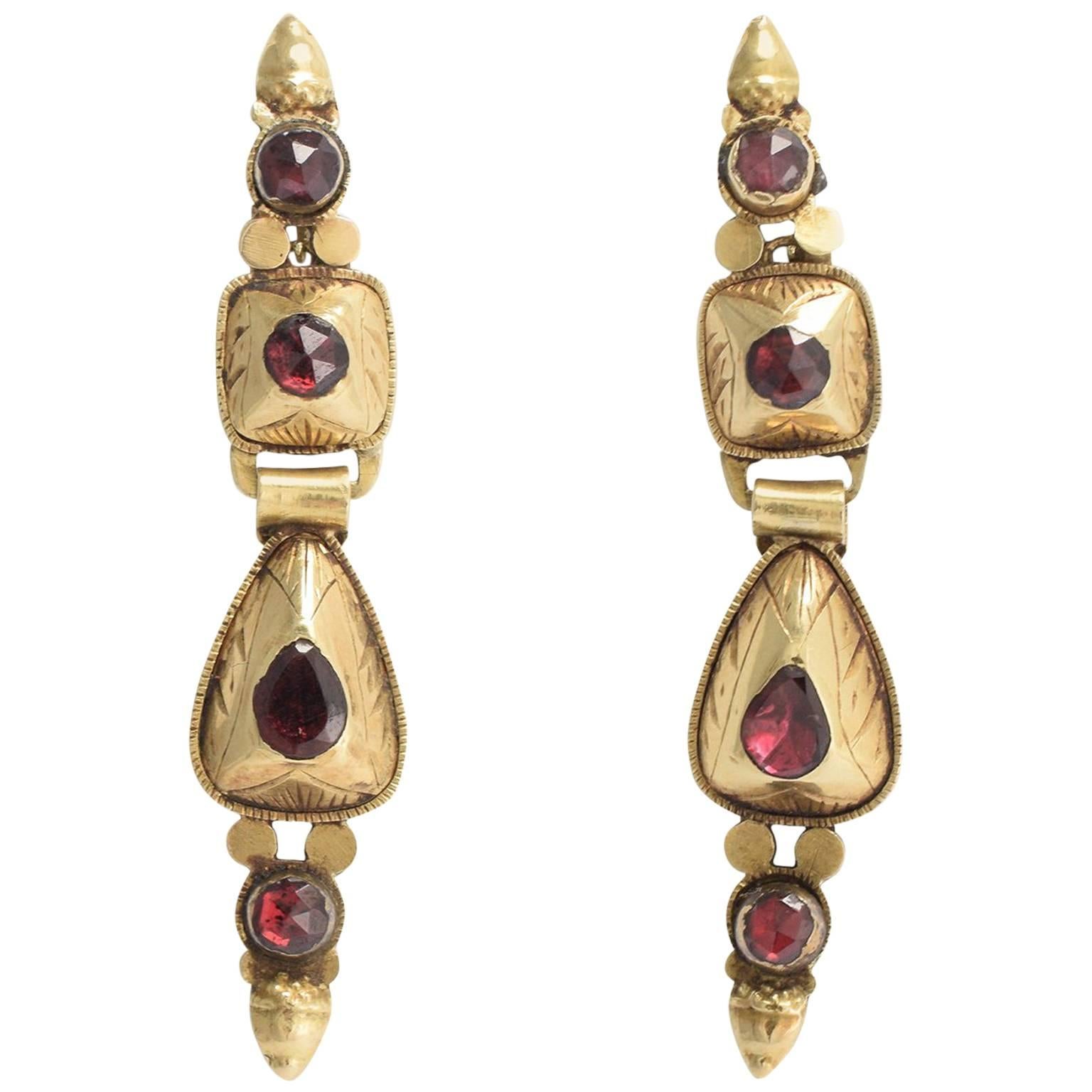 18th Century Iberian Garnet Earrings For Sale