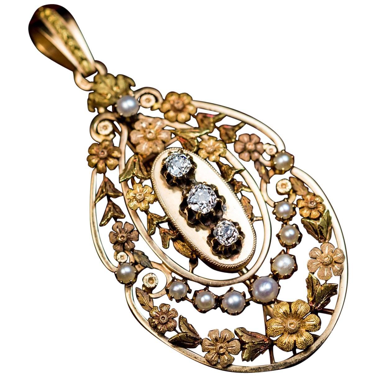 Pendentif français ancien de style Belle Époque en or, diamants et perles