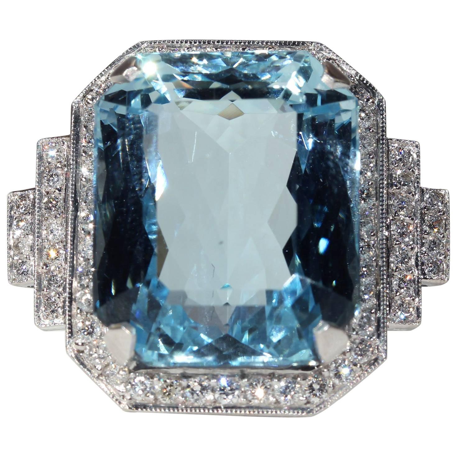 26 Carat Aquamarine Diamond Cocktail Ring For Sale