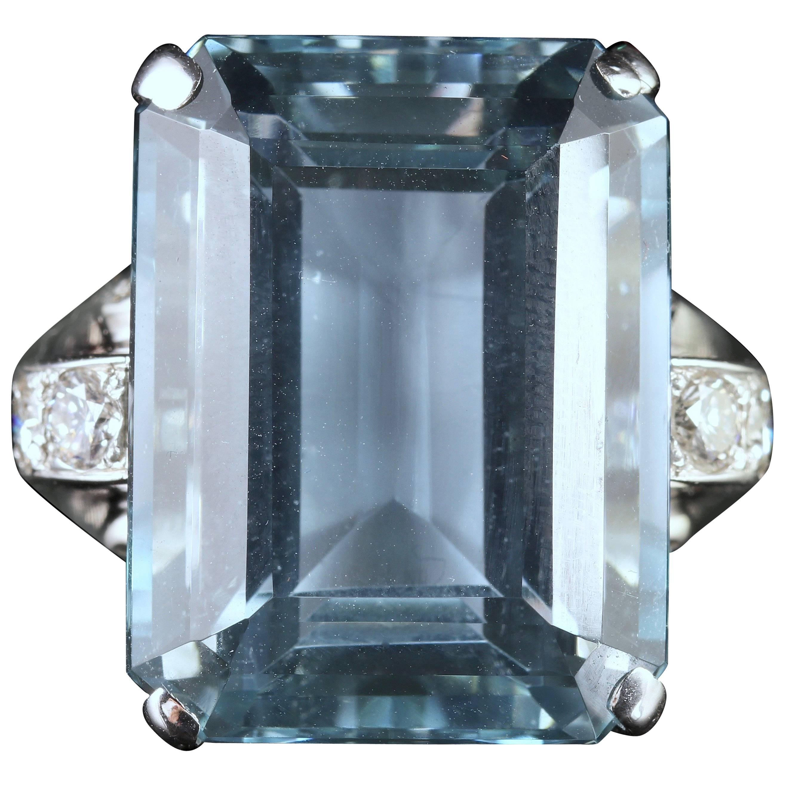 Art Deco Large 28 Carat Aquamarine Diamond Ring