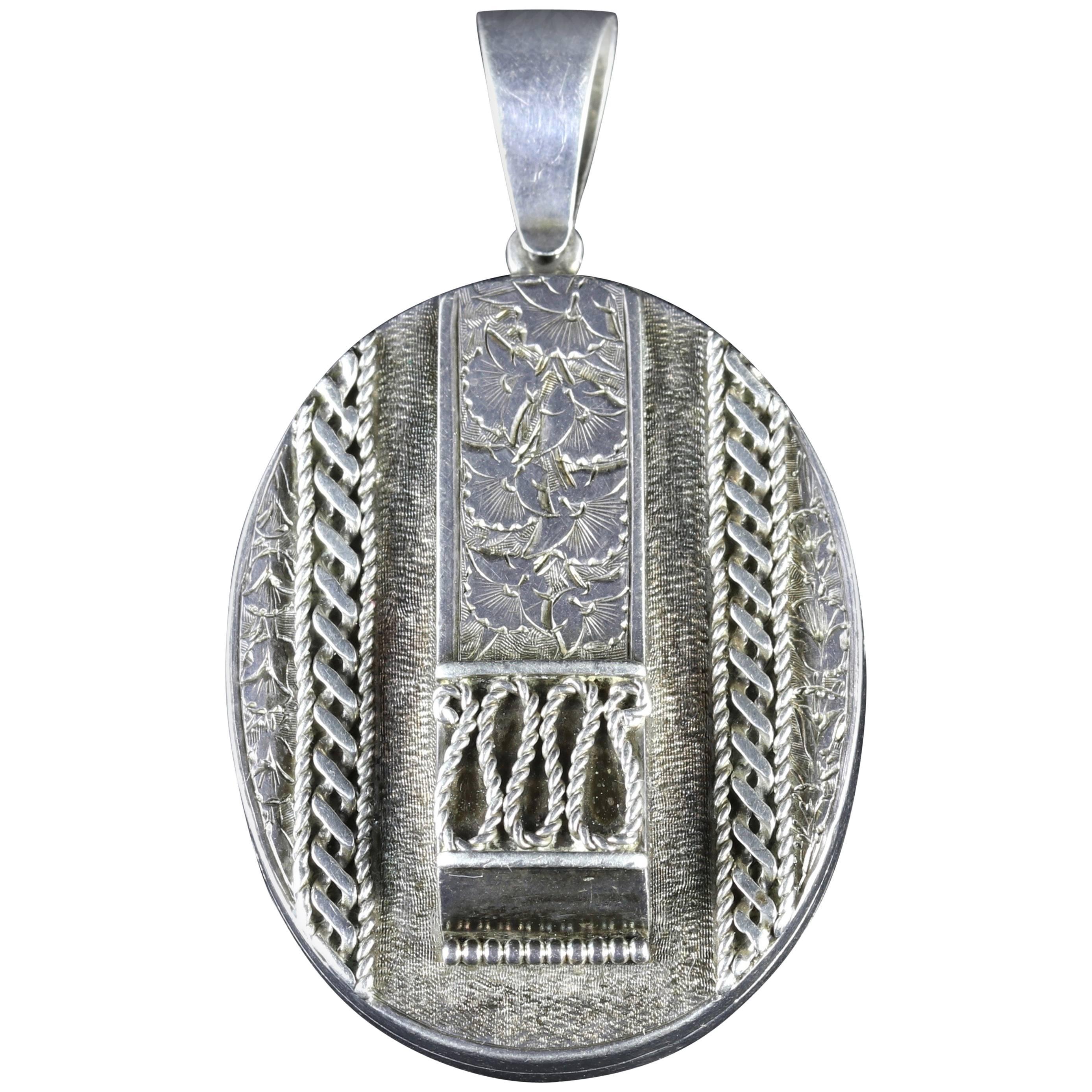 Antique Victorian Silver Locket circa 1900 Engraved Ivy For Sale