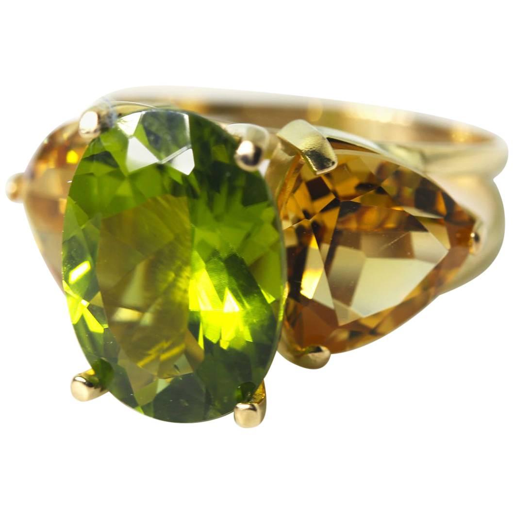 AJD Spectacular Intense 6 Ct Peridot & 5 Ct Citrine 18Kt Yellow Gold Ring