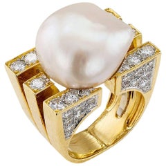 David Webb 1970s Diamond South Sea Pearl Gold Platinum Ring