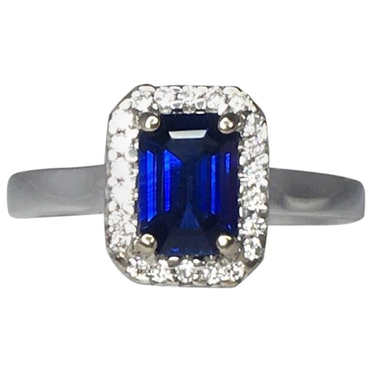 Ceylon Sapphire and Diamond 1.00 Carat Emerald Cut Cluster 18 Karat Gold Ring
