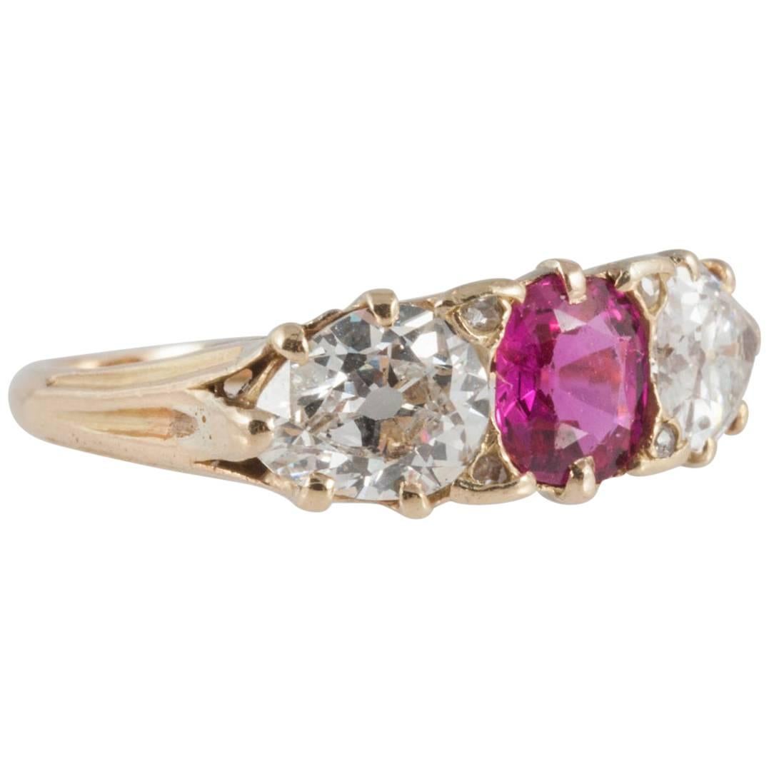 Victorian Three-Stone Ruby Diamond Carved Gold Ring For Sale