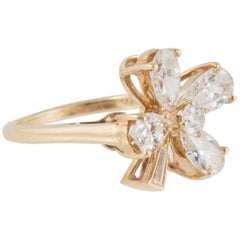 Retro Diamond Clover Leaf Ring Set in 18 Carat Yellow Gold