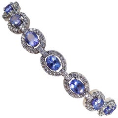 Contemporary Tanzanite and Diamond Bracelet in White Gold