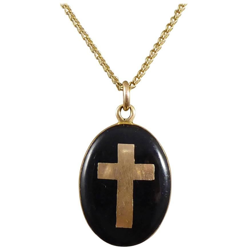 Late Victorian Cross Mourning Locket and Chain in 9 Carat Gold