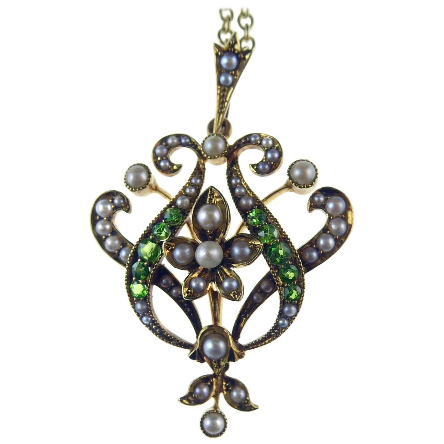 Antique Art Nouveau Pendant, 15 Carat Gold with Demantoid Garnet and Seed Pearls