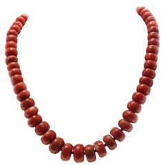 Yellow Gold, Natural Coral Beaded Necklace Vintage Yellow Gold, Natural Coral Beaded Necklace