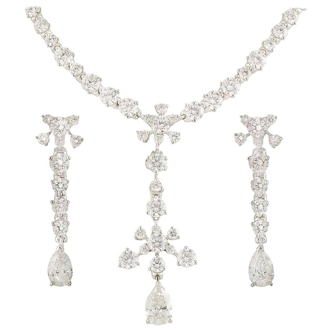 De Beers Diamond Lea Necklace and Earrings
