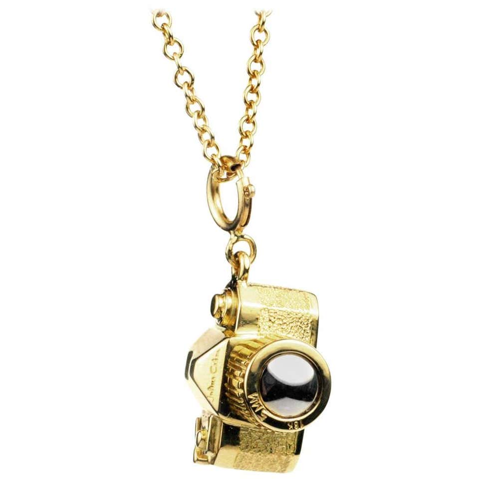 Gold camera pendant Clearance