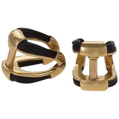 Boucheron Paris Mid-20th Century Gold and Elephant Hair Stirrup Cufflinks