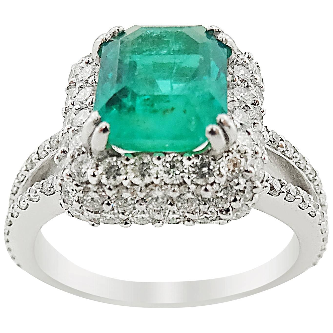 White Gold Bluish Green Emerald Ring with Diamonds For Sale