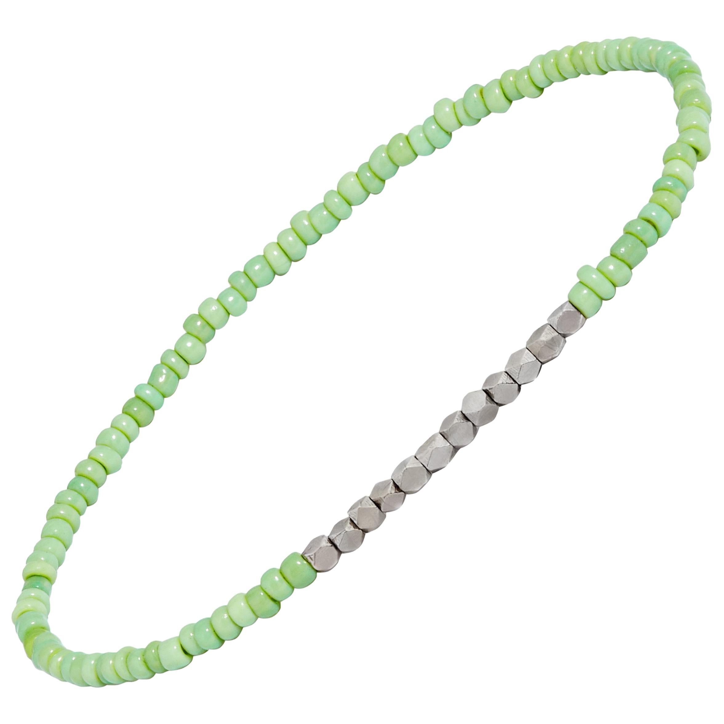 Allison Bryan Bracelet vintage en perles vert menthe et or blanc