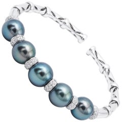 Cultured Tahitian Pearls and Diamond White Gold Bangle