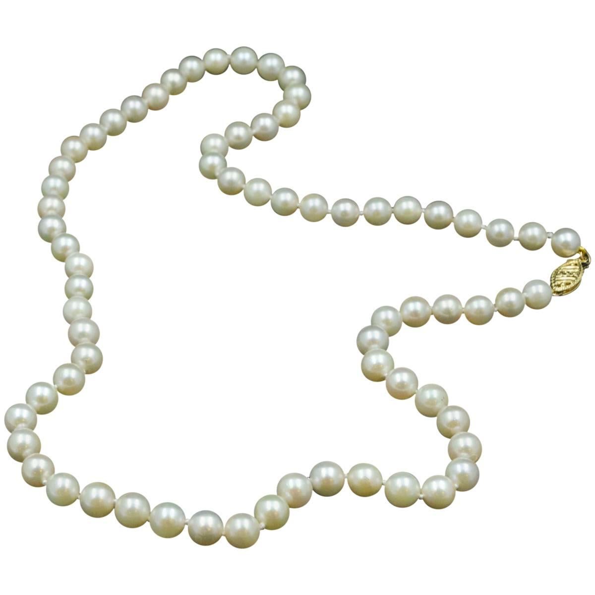Cream Cultured Pearls Necklace