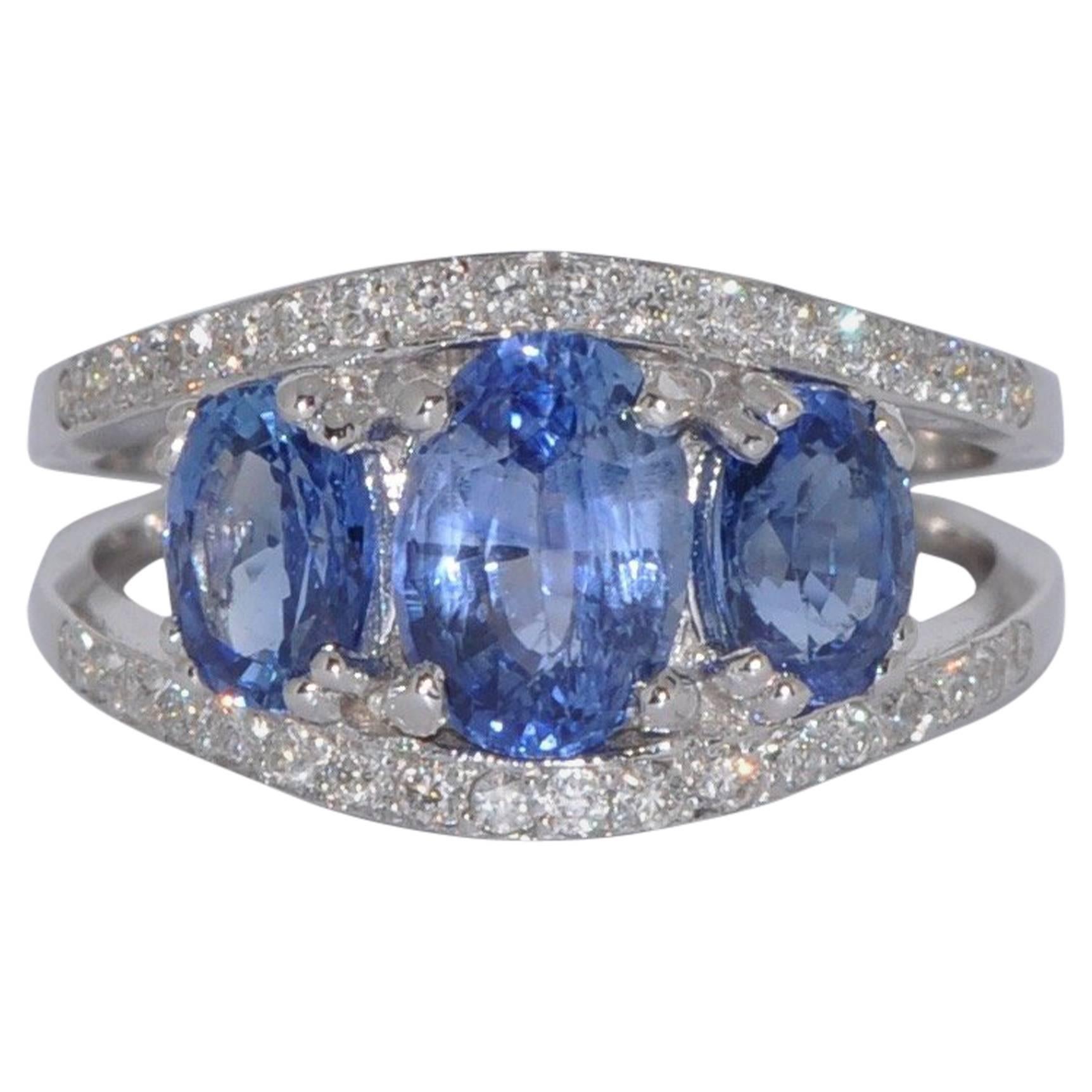 Blue Sapphires 3.0 Carat and White Diamonds White Gold Ring