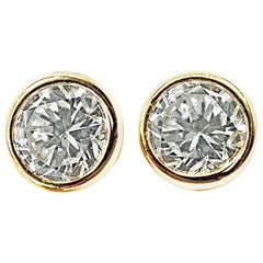 Bright Sparkly White Diamond 0.98 Carat Gold Stud Earrings