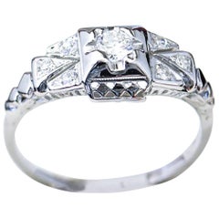 Art Deco Diamond and White Gold Filigree Engagement Ring