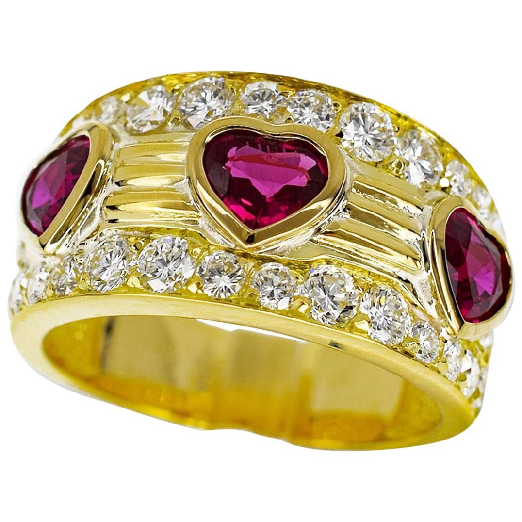 Van Cleef and Arpels Diamond Ruby 18 Karat Yellow Gold Heart Shape Ring US 4.7