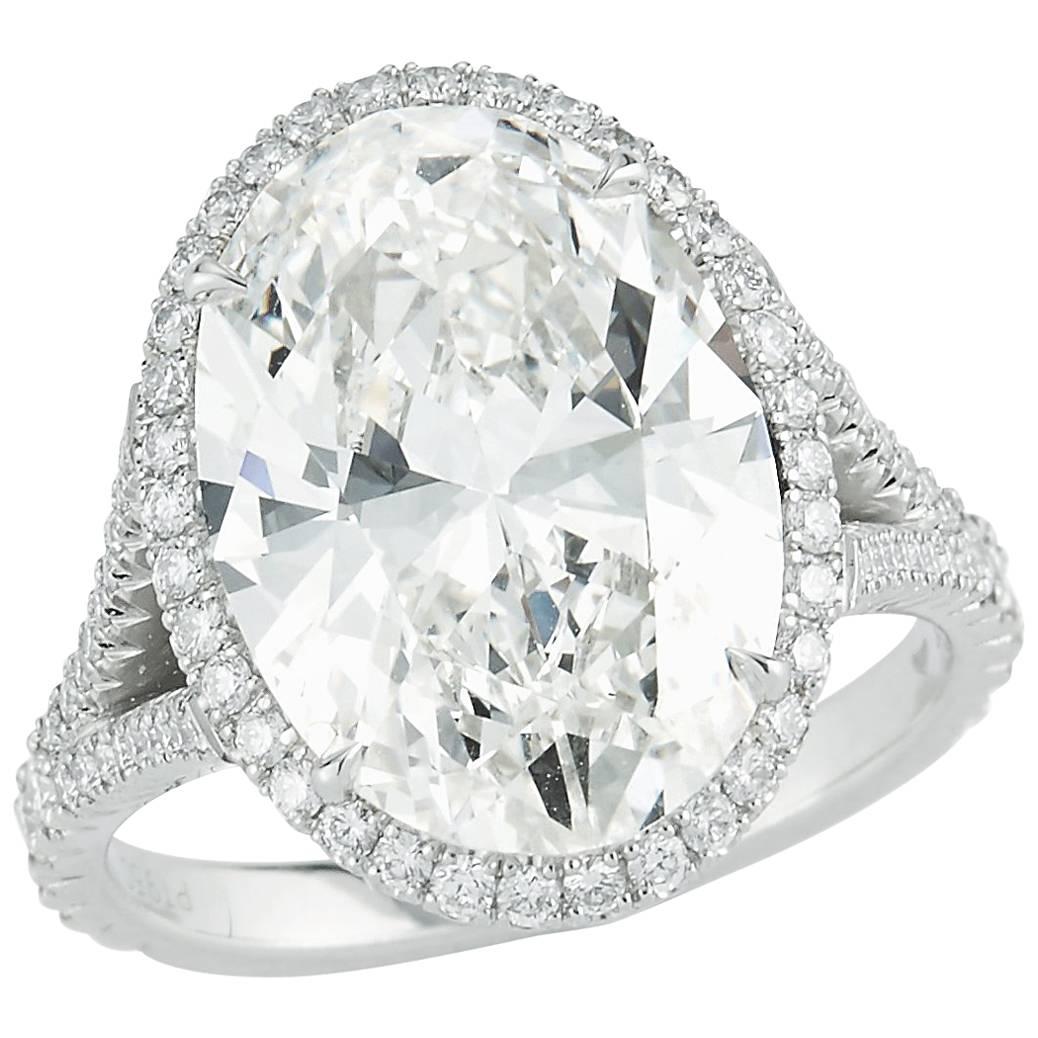 Kwiat 6.10 carat Oval-Cut Diamond Ring
