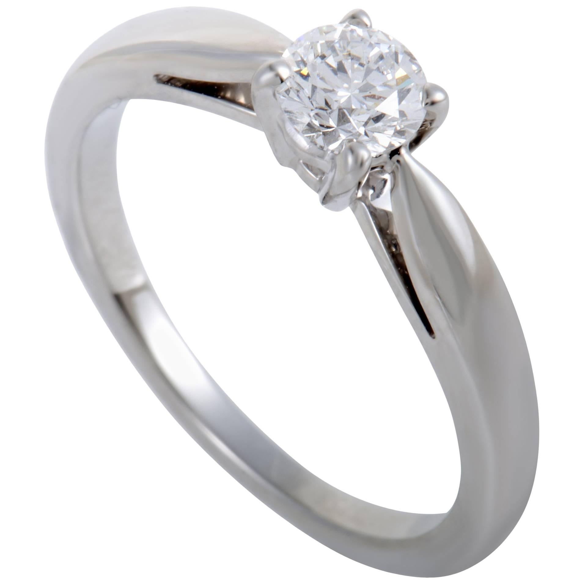 Van Cleef & Arpels .30 Carat Diamond Solitaire Platinum Engagement Ring
