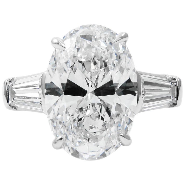 Tiffany & Co. 5.13 Carat D VS2 Oval Classic Diamond Platinum Ring GIA Certified For Sale