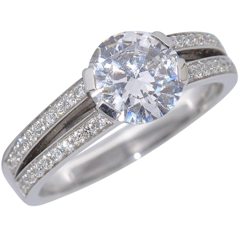 Brilliant Diamonds and White Gold Interchangeable Ring For Sale at