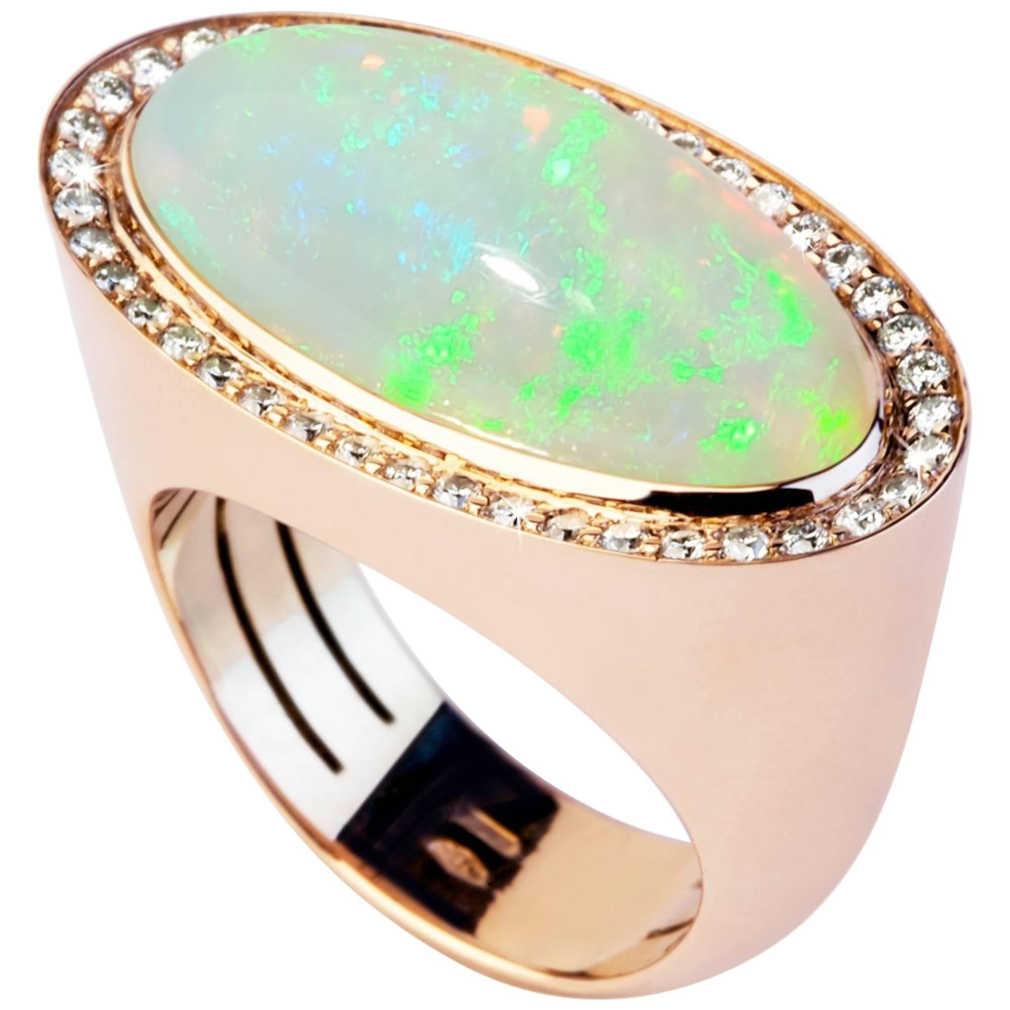 18 Karat Yellow Gold, 7.79 Flash Opal, 0.50 Carat Round Diamonds, Fashion Ring For Sale