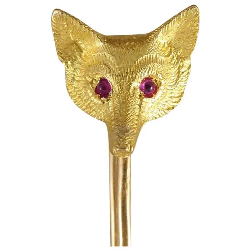 Antique Edwardian Fox Head Brooch with Cabochon Ruby Set Eyes in 15 Carat Gold
