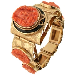 Coral Yellow Gold Onyx Cuff Bracelet