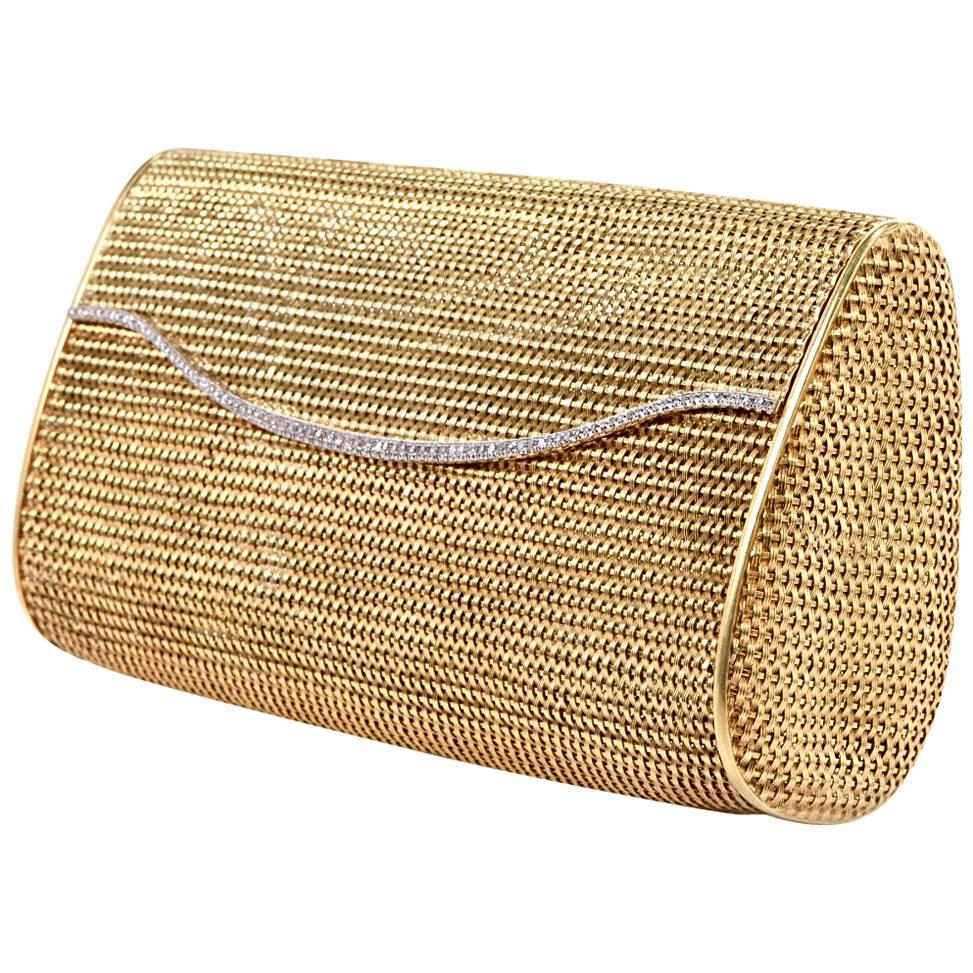 1960s Classic 18 Karat Mesh Gold and Diamond Clutch Handbag For Sale