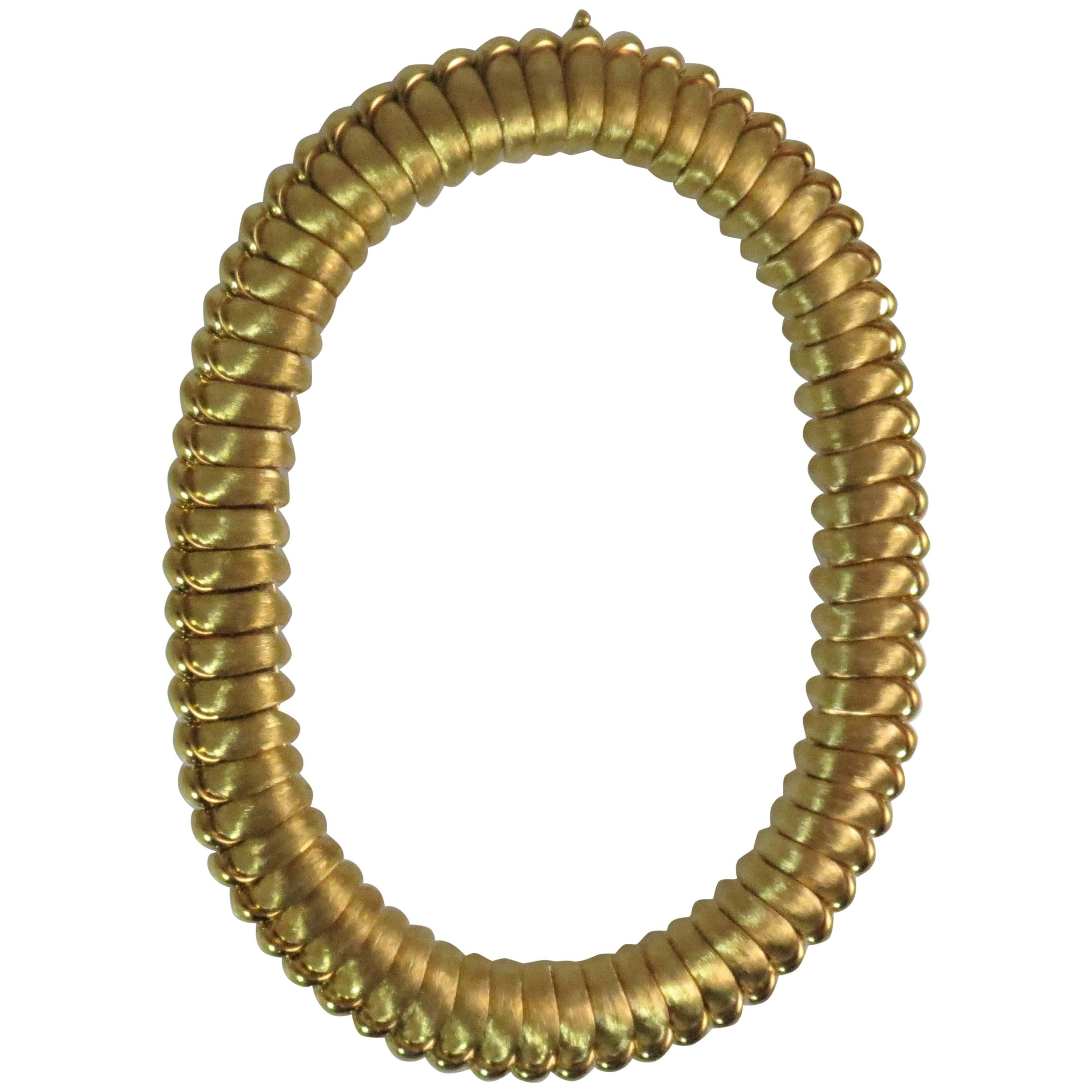 Henry Dunay 18 Karat Yellow Gold Sabi and Polished Gold Necklace For Sale