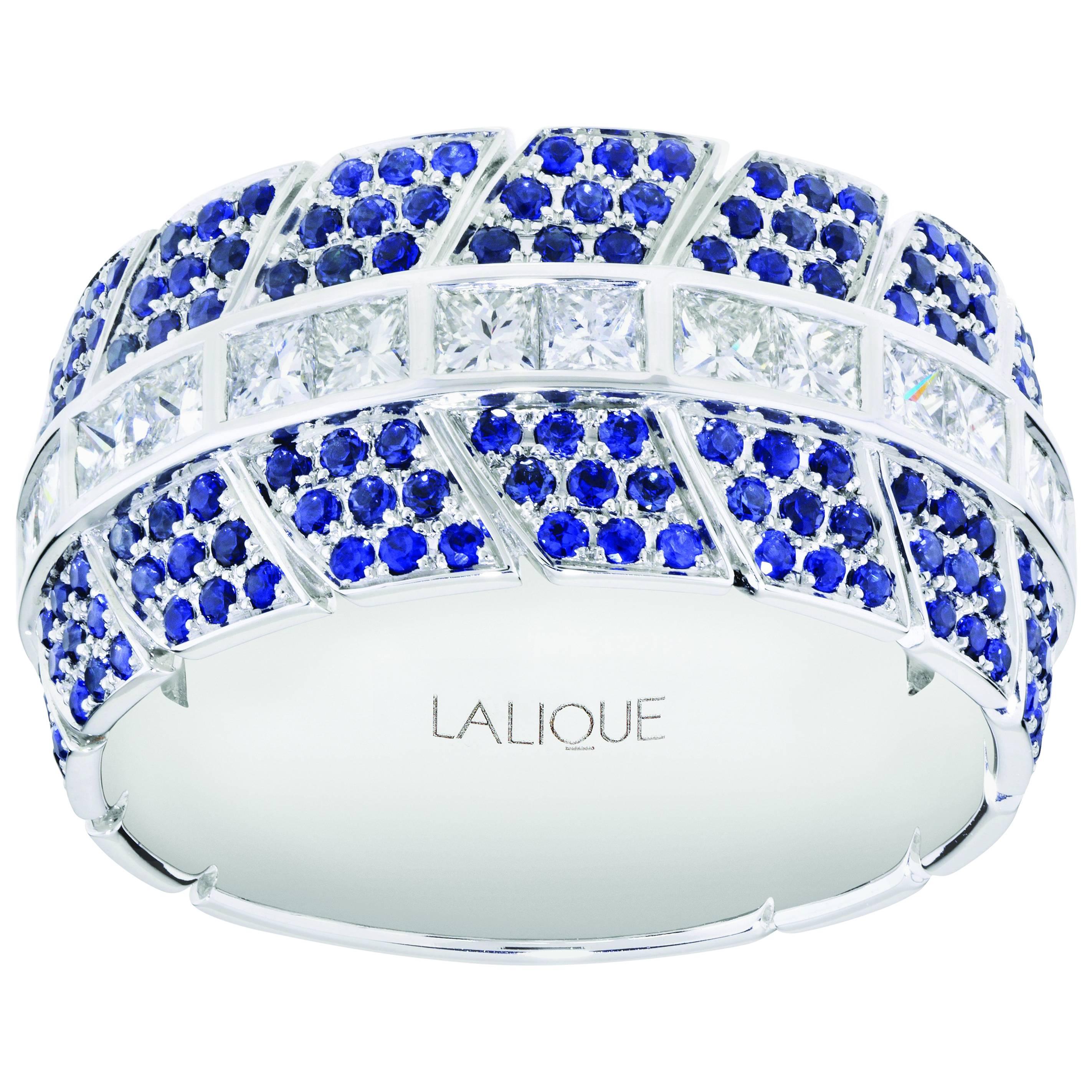 Éros Diamond and Sapphire White Gold Wide Band Ring For Sale