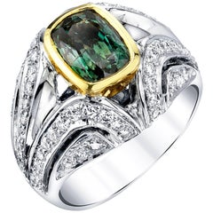 2.45 Carat Alexandrite Ring 18 Karat White Gold and Diamonds