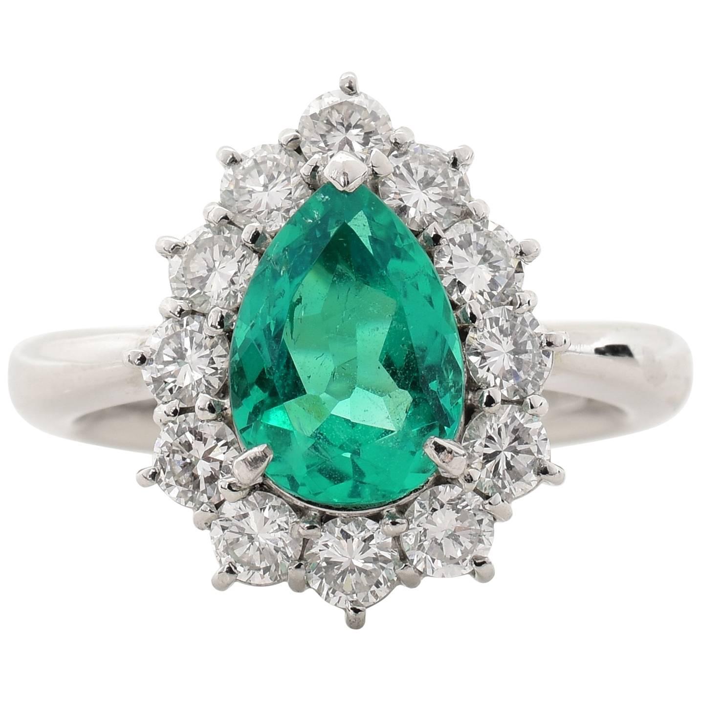 .95 Carat Emerald Diamond Platinum Ring For Sale