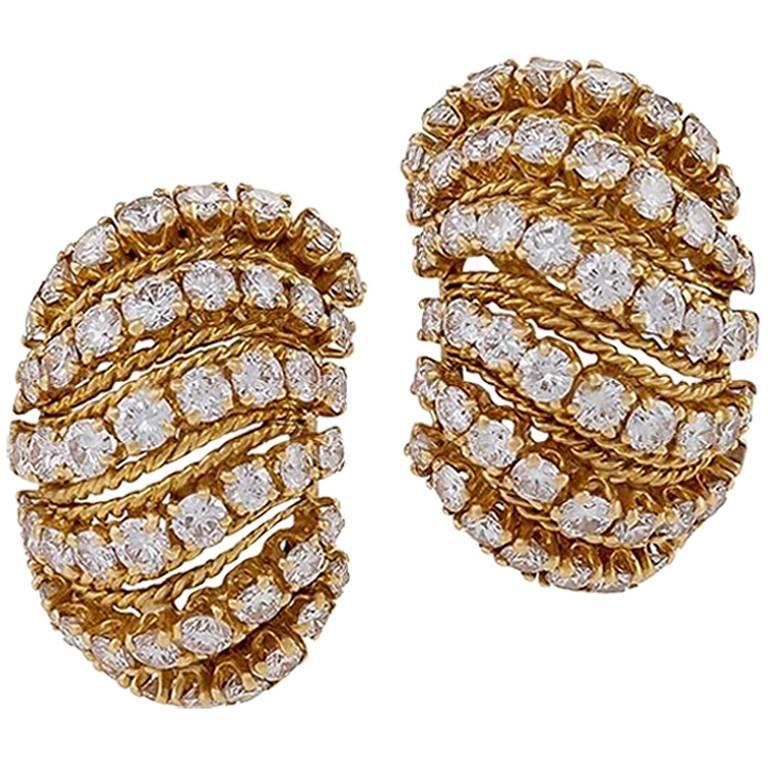 Van Cleef & Arpels 1980s Diamond and Gold Bombé 'Coucous' Earrings