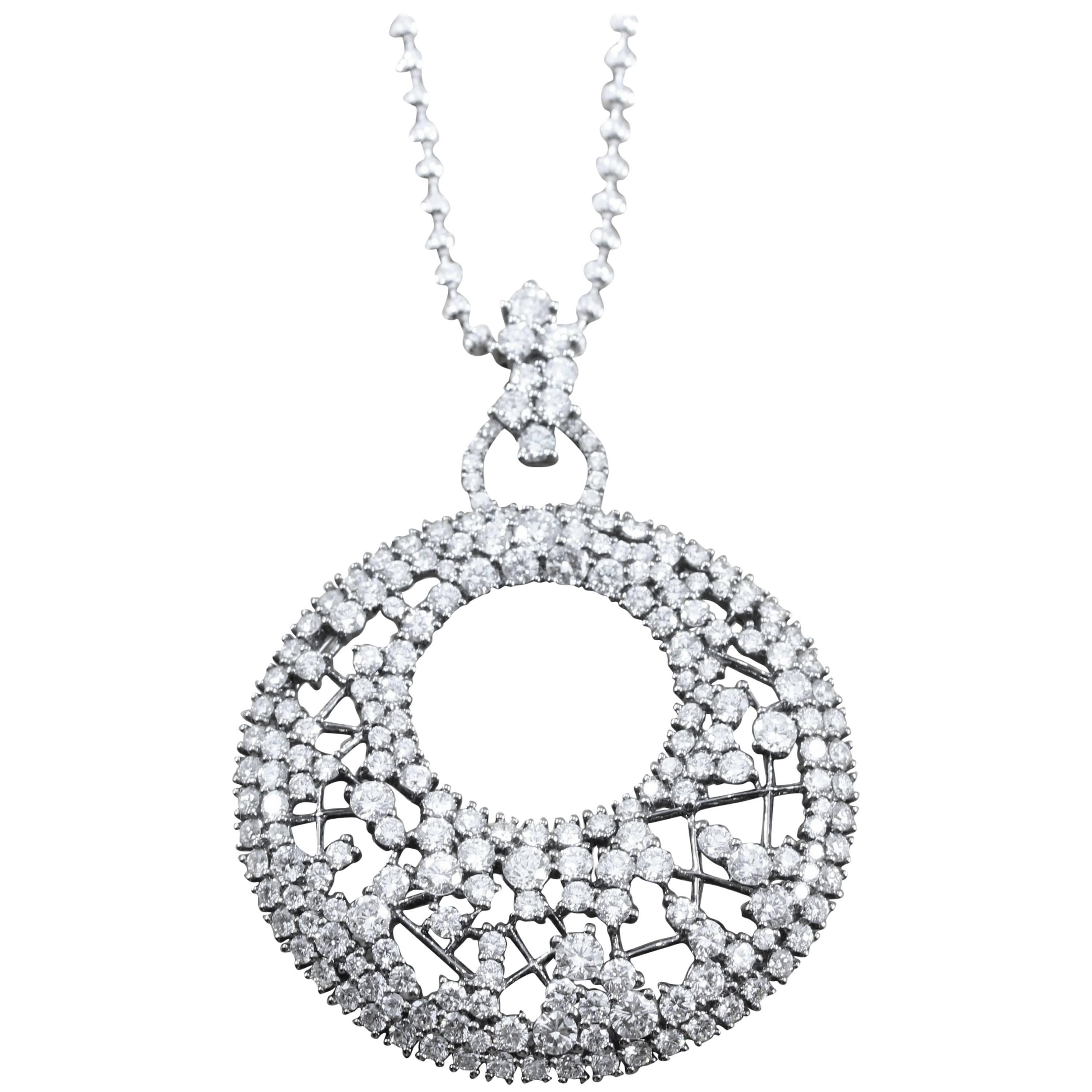 Diamond Cluster Design Black Rhodium Gold Pendant Necklace