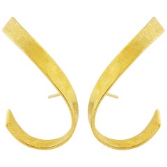 Liv Luttrell Twist Silk Engraved 18 Karat Yellow Gold Stud Earrings