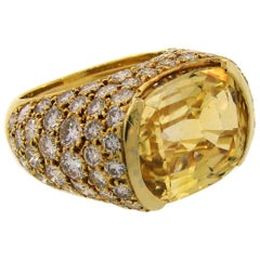 Vintage Van Cleef & Arpels 18k Gold Bombe Ring Yellow Sapphire Diamond