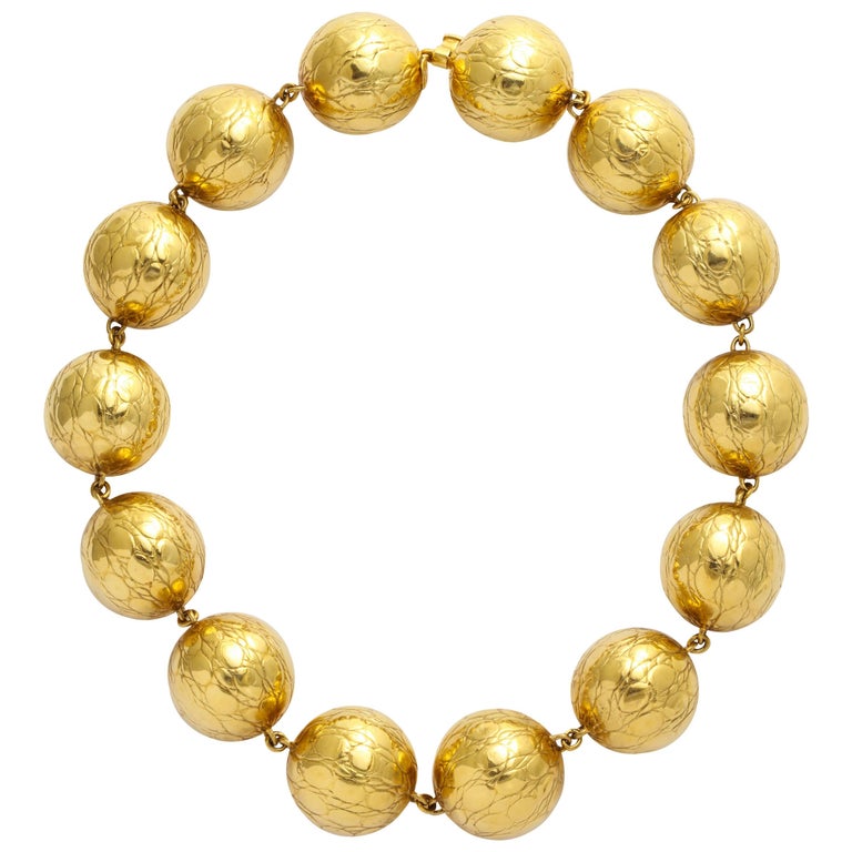 Gucci Alligator Finish Large Gold Ball Necklace For Sale at 1stDibs | gold  alligator necklace, gucci ball necklace, gucci ball