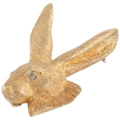 Victorian 18 Carat Gold Brooch of a Hare with Diamond Eye, English, circa 1890
