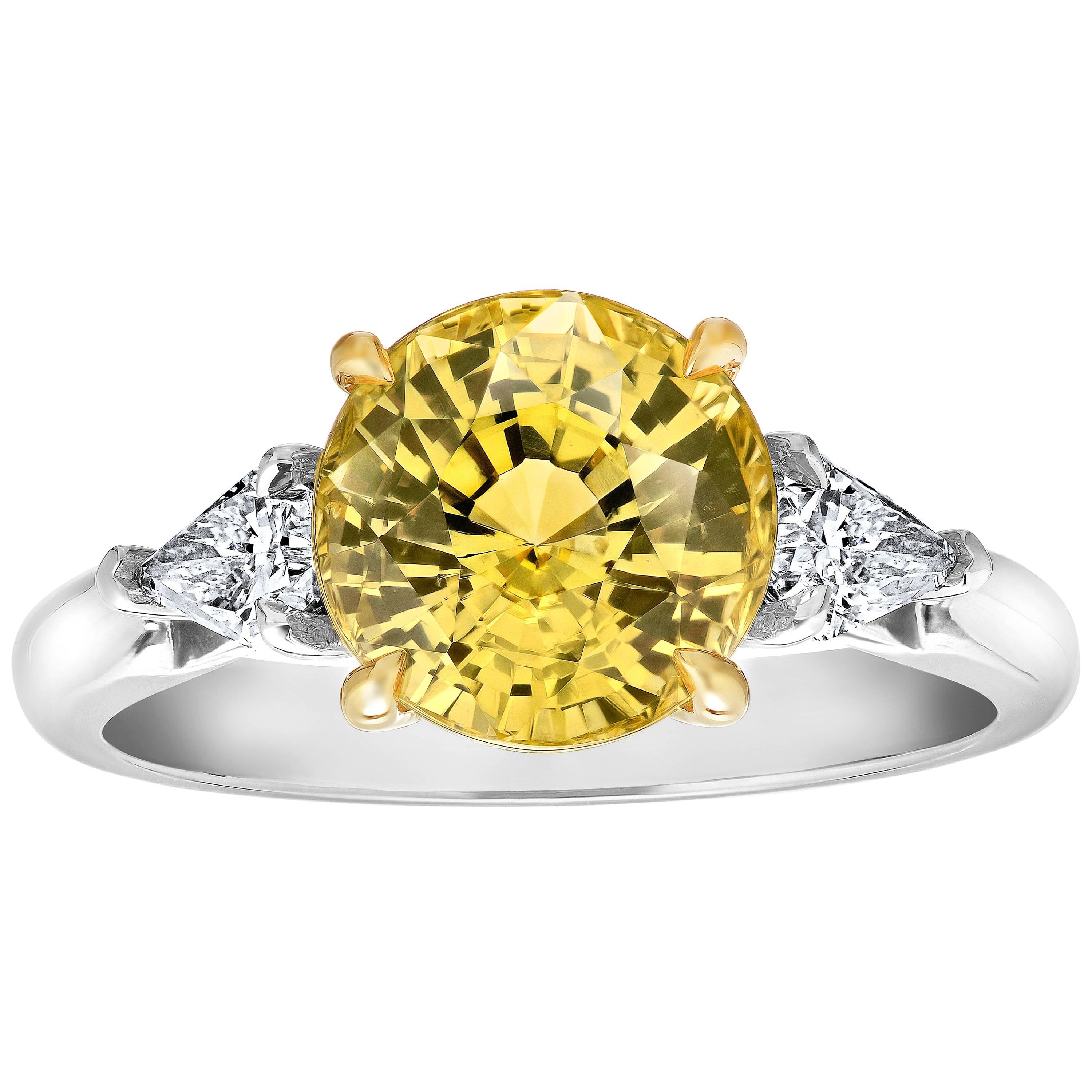 4.55 Carat Round Yellow Sapphire and Diamond Platinum Ring