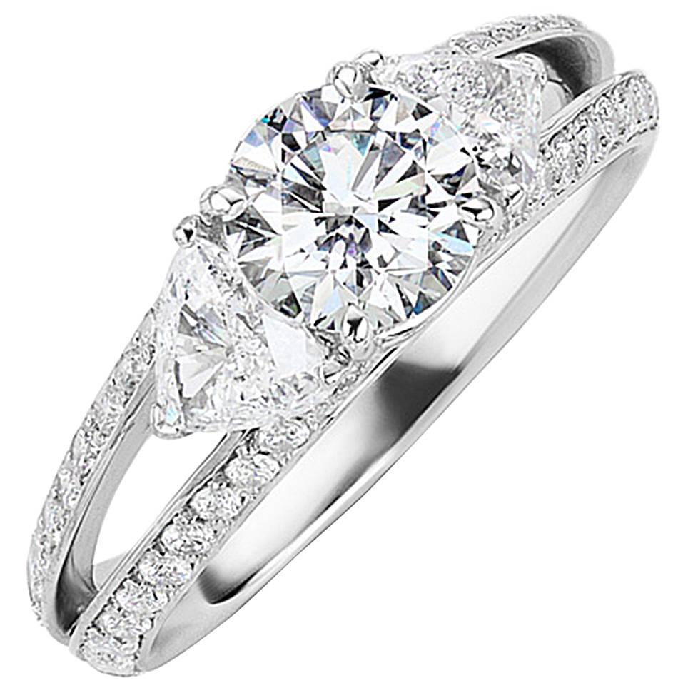 GIA Certified 1.01 Carat Round Brilliant & Trillion Cut Diamond Engagement Ring For Sale