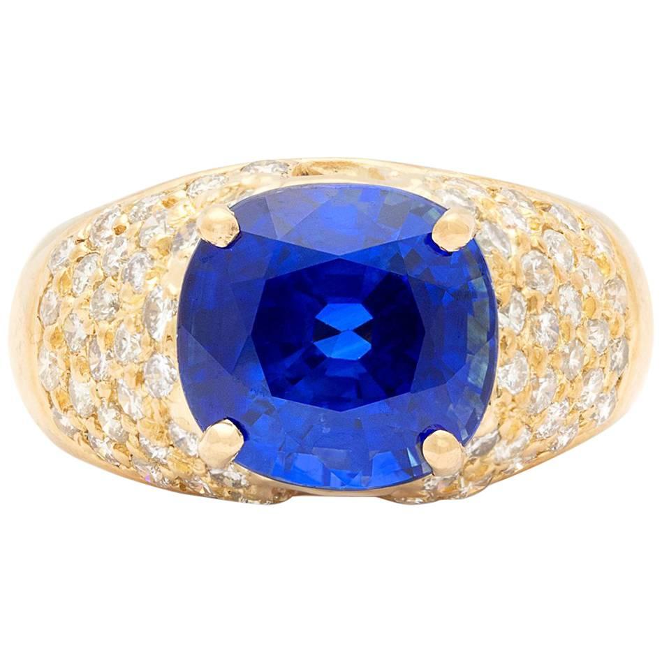 Exceptional 5.80 Carat Sapphire and Diamond Ring